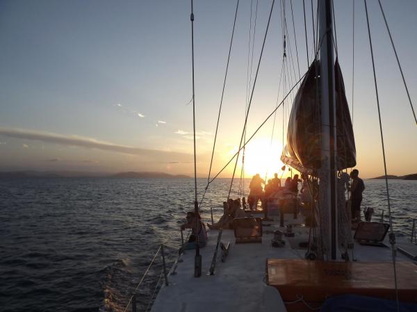 Couché de soleil sur le bateau